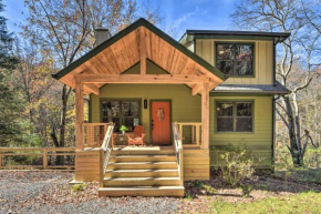 Evolve Creekside Craftsman Retreat with Deck!